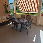 Zoran Seaview Apartment Zaboric